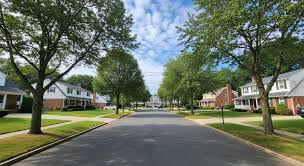 A clean street and neighborhood in Barrington, NJ where Tina's Clean Team offers the neighborhood Home Cleaning Services